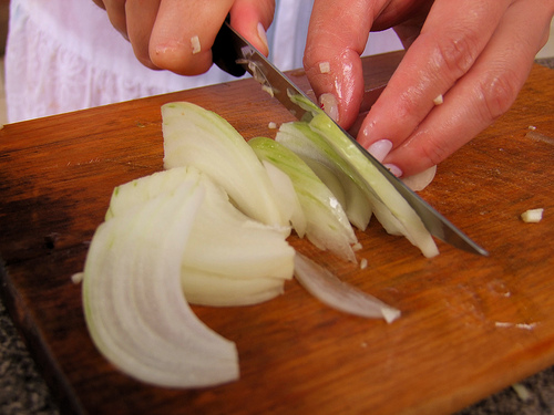 Chop Onions without Tears by Scientific Way